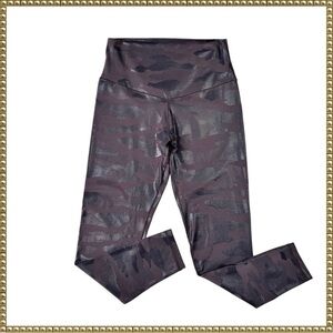 Aerie Offline Purple Camo High Waist Leggings Large